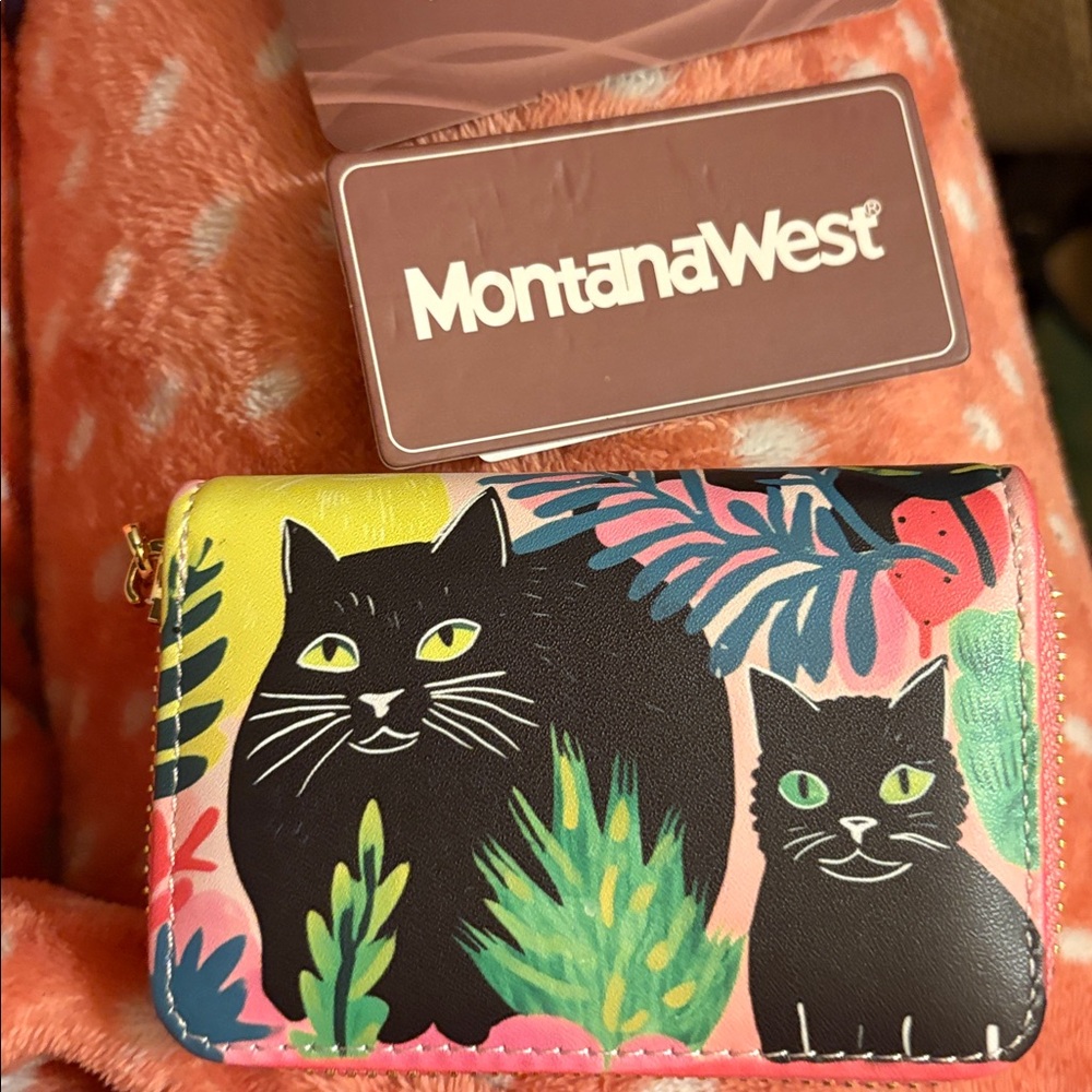(NWT) MONTANA WEST L’il  Card Holder/Wallet - Zip closure